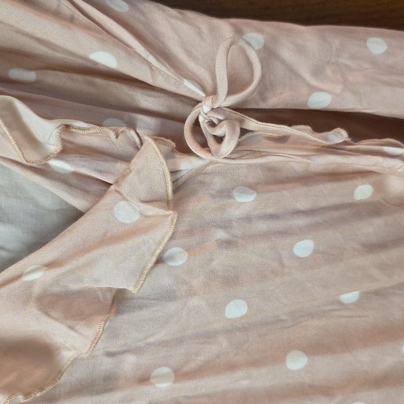 UO Ruffle Dotted Wrap Dress - Picture 4 of 7